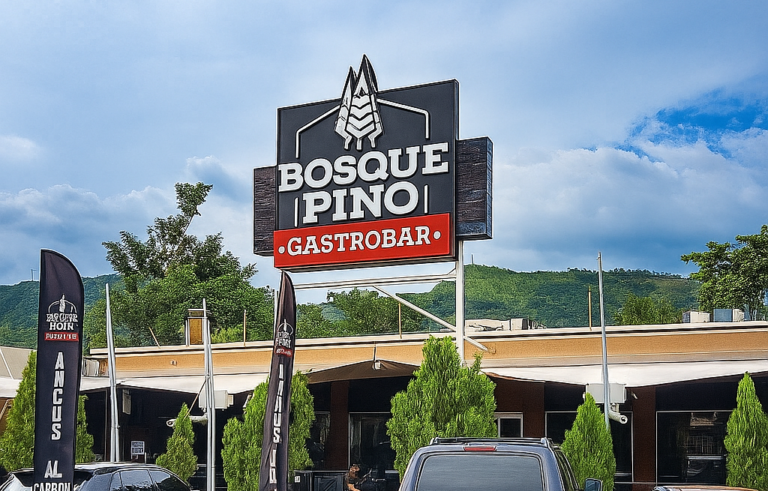 Bosque Pino Gastro Bar