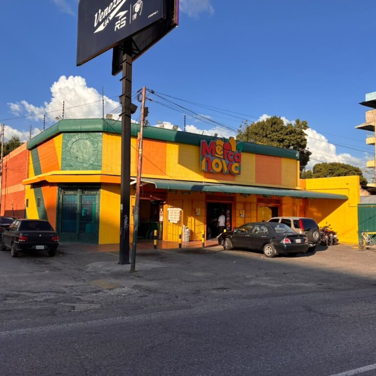 Supermercado MercaNova